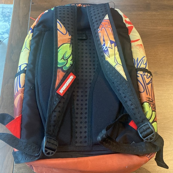 Spray ground Mandolorian Star Wars backpack - Picture 3 of 6